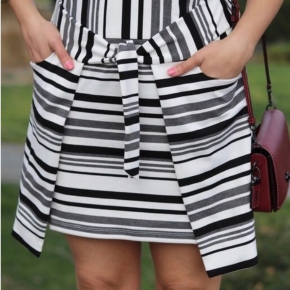 CAbi Dresses & Skirts - Cabi Skirt Grandstand Striped Reversible Tie Front
